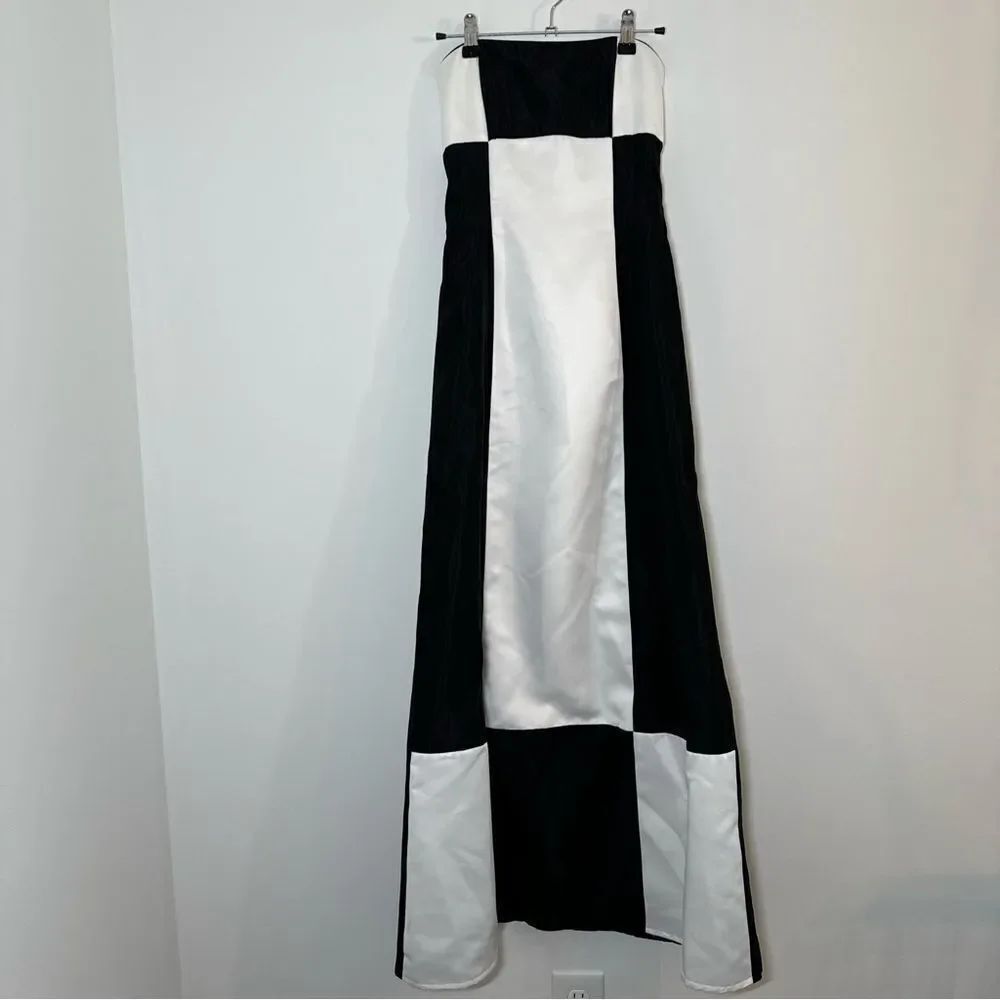 Jessica McClintock full length Black and White contrast color block Dress Size 2
